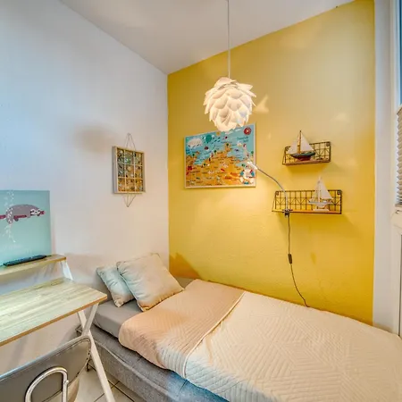 - Haus A, App 0a0303 Apartment